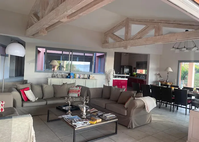 Tres Belle Vue Magnifique Sur Saint Tropez * Grimaud