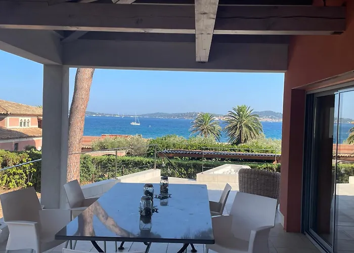 Tres Belle Vue Magnifique Sur Saint Tropez * Grimaud